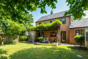 Rear Aspect- click for photo gallery